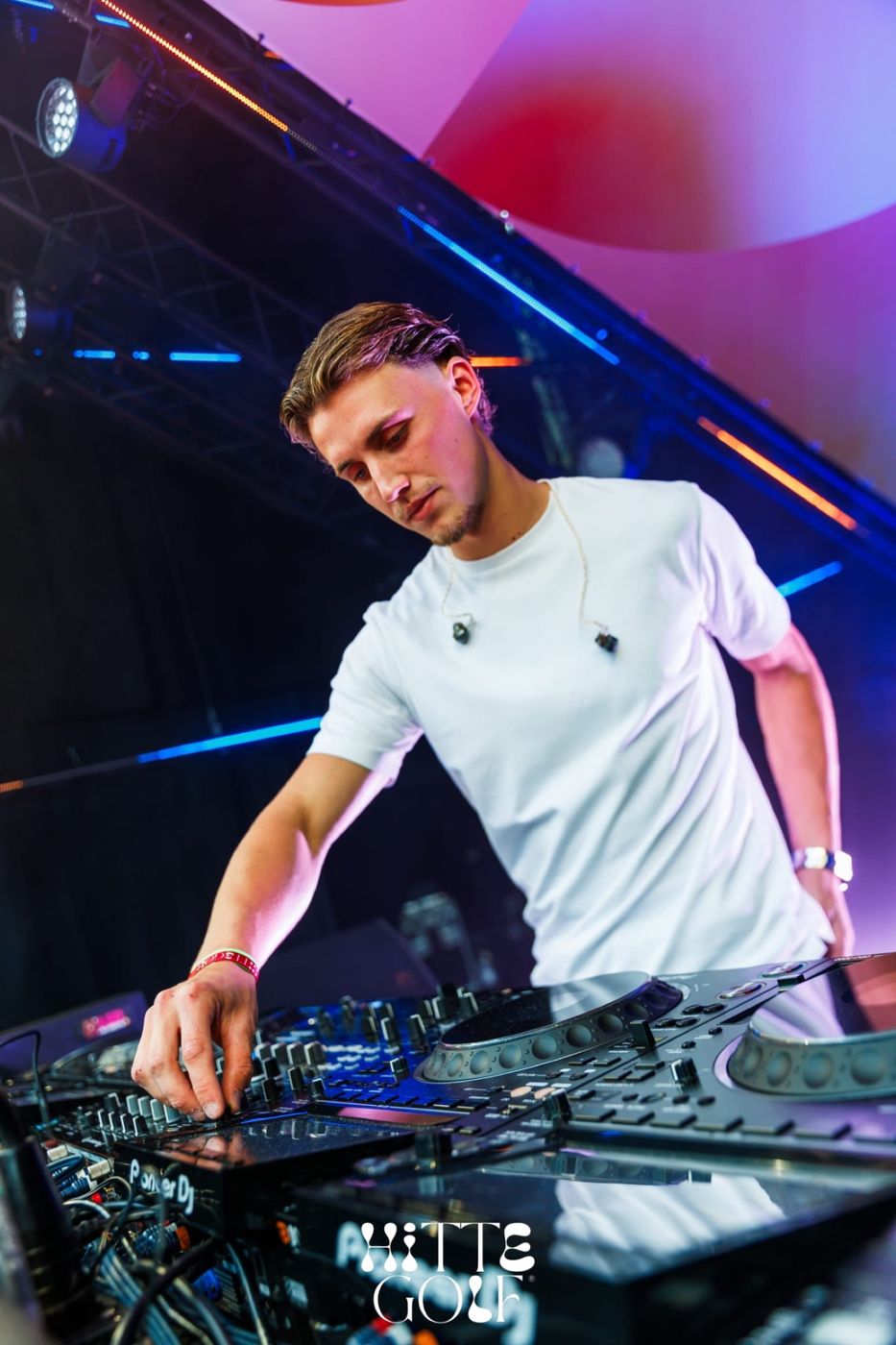 Jay draait op festival Hittegolf